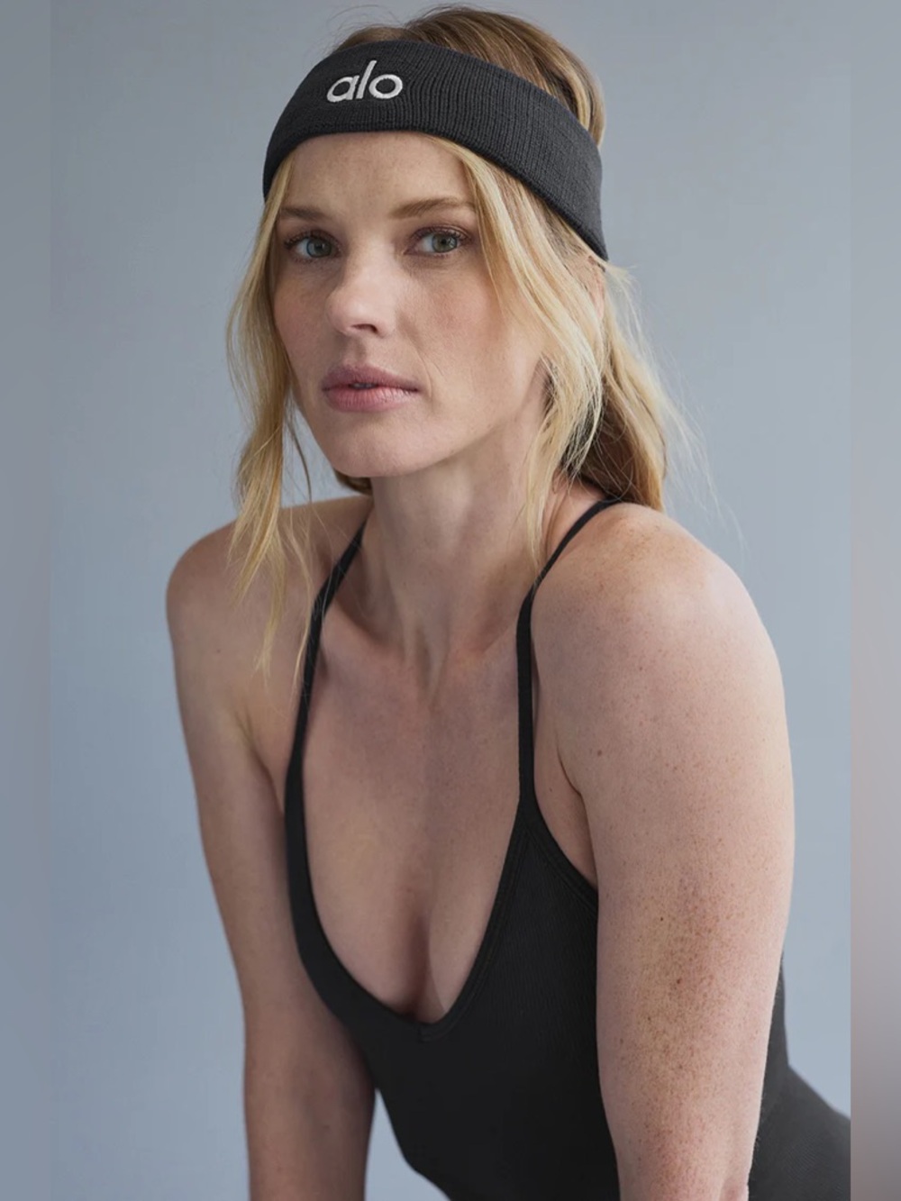 ALO Yoga Glow sweatbands NWT